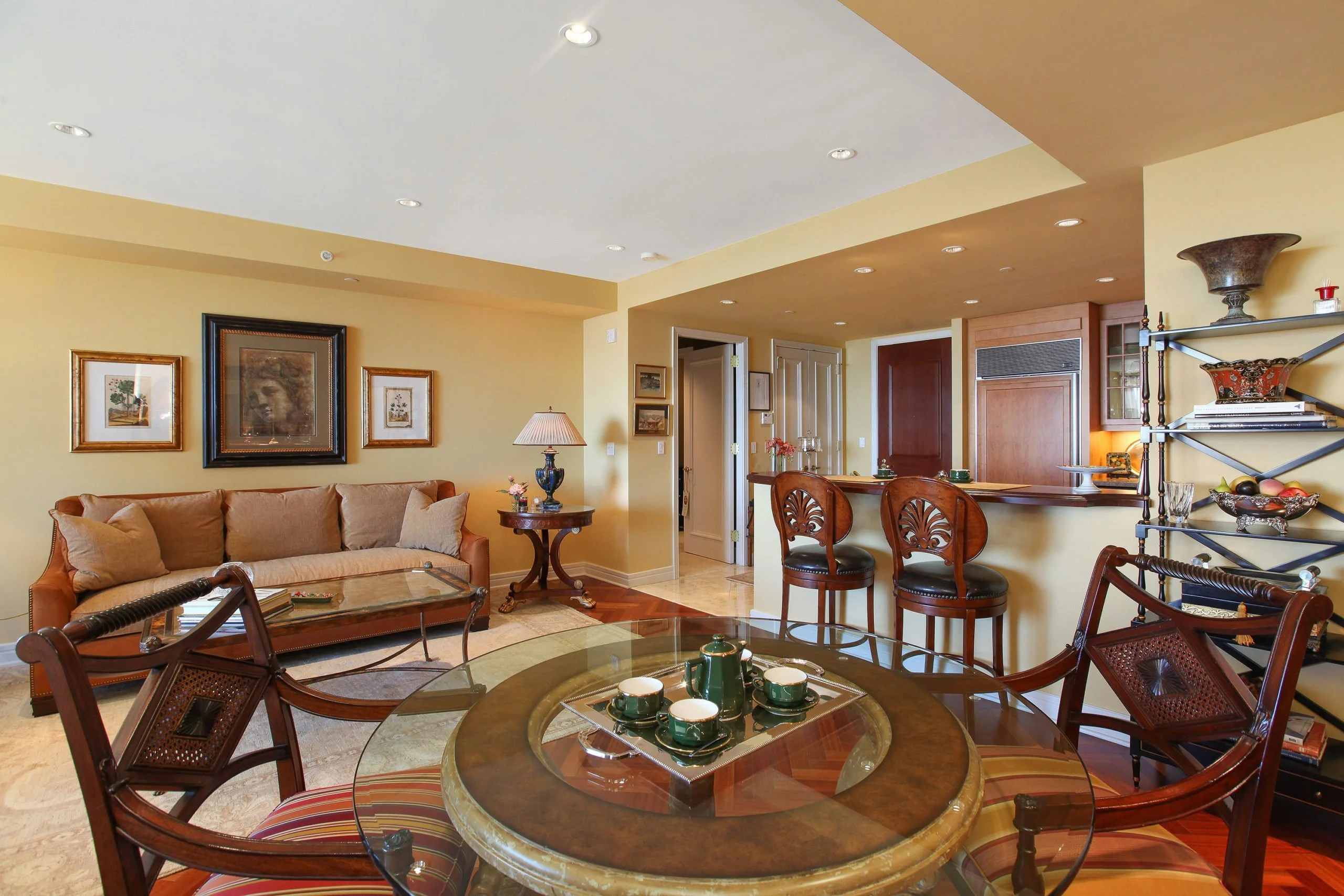 4 Seasons Dining Room